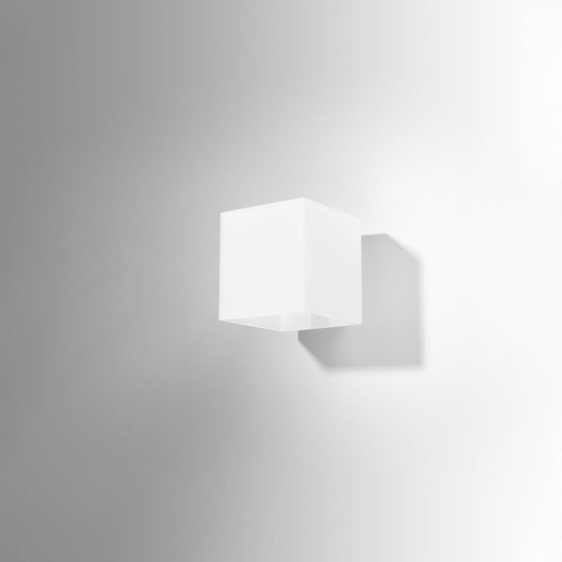 Applique Cube en Verre