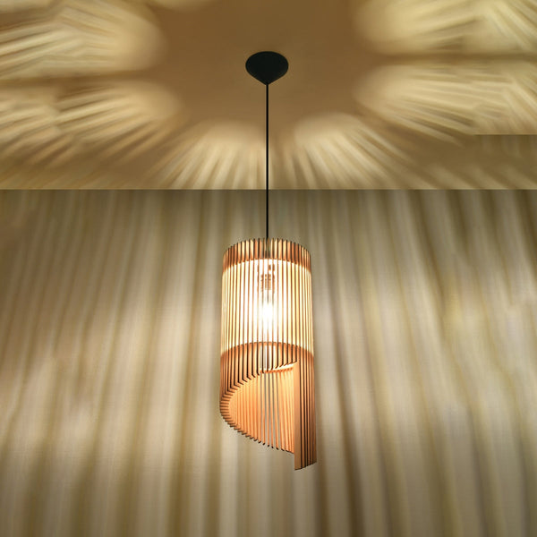 Lampe pendante Colimaçon en bois