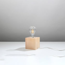 Lampe de table Pure Cube en bois