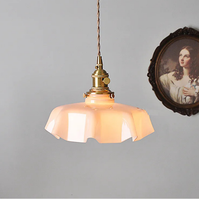 Rosafarbene Vintage-Hängeleuchte aus milchigem Glas im Nordic-Stil