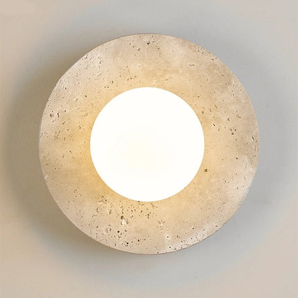 Runde Travertin-Wandleuchte mit weichem Glaslicht im Vintage-Stil