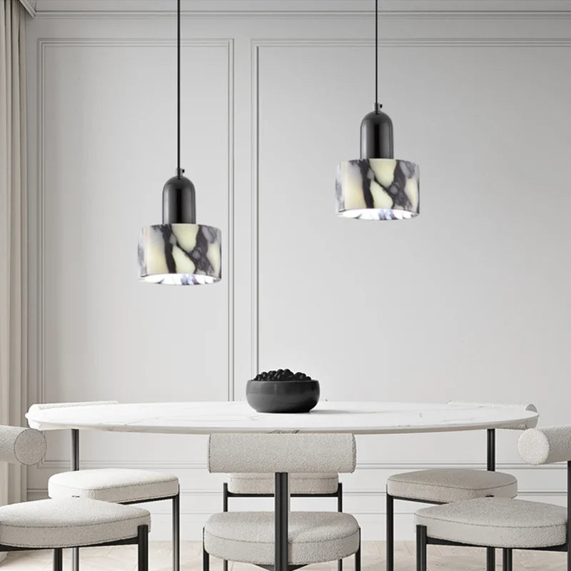 Suspension Circulaire Marbre Noir Moderne