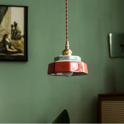 Keramik-Hängeleuchte mit warmem Terrakotta-Vintage-Schirm