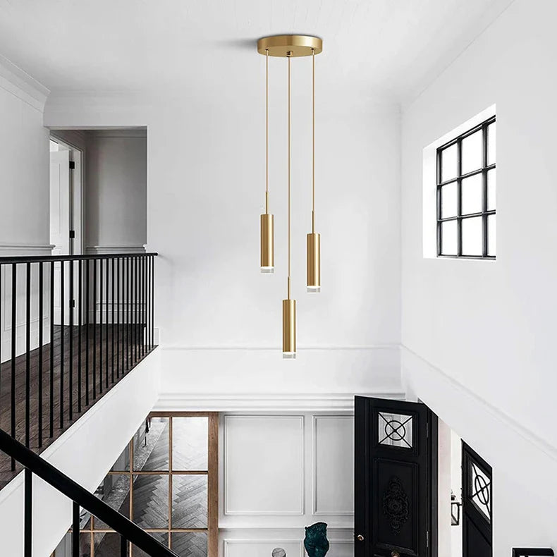 Suspension Tube Doré Design Moderne