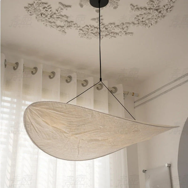 Suspension Soie Tissée Main Élégante