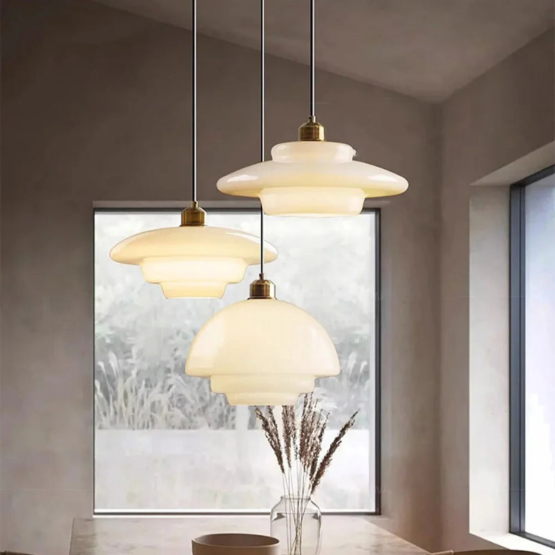 Suspension Nordique Verre Crème Élégante