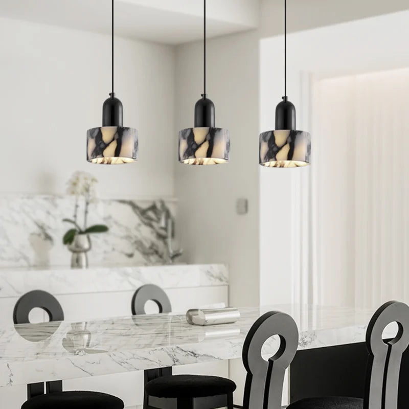 Suspension Circulaire Marbre Noir Moderne