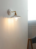 Keramik-Wandleuchte mit Messingarm und Zickzack-Vintage-Schirm
