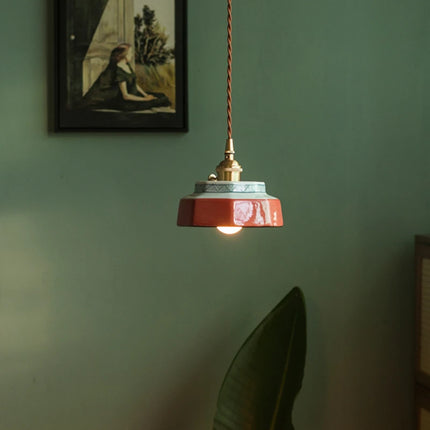 Keramik-Hängeleuchte mit warmem Terrakotta-Vintage-Schirm