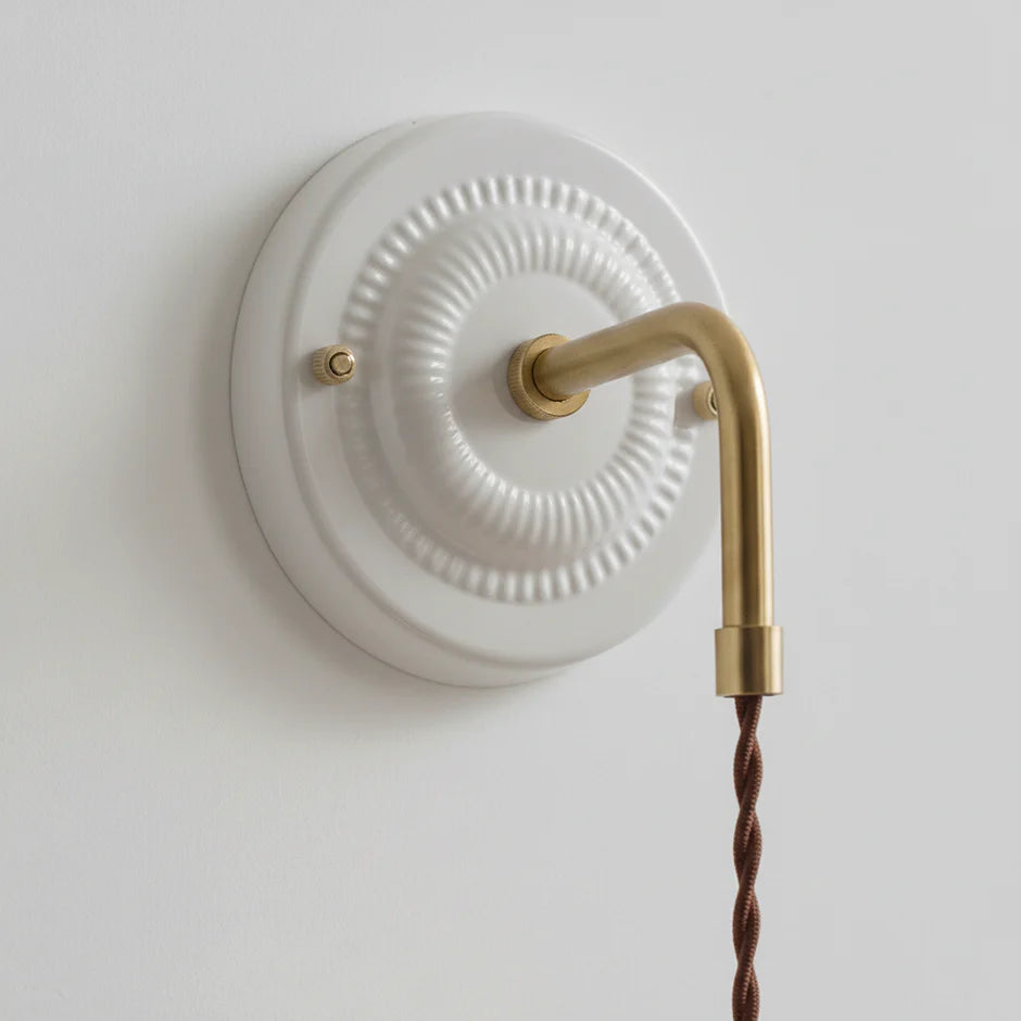 Vintage Keramik-Wandleuchte mit drehbarem Kupferarm